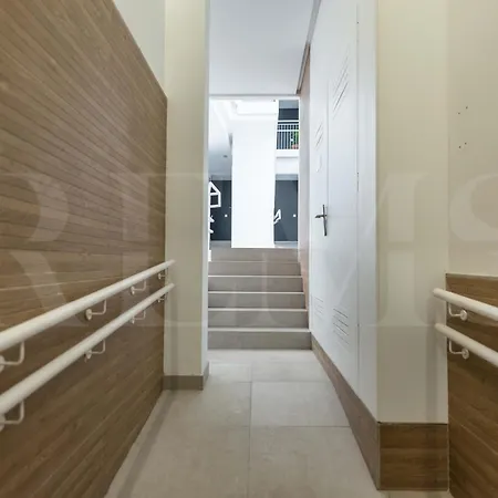 Apartment Urban Duplex With Terrace Near The Center By Rems *